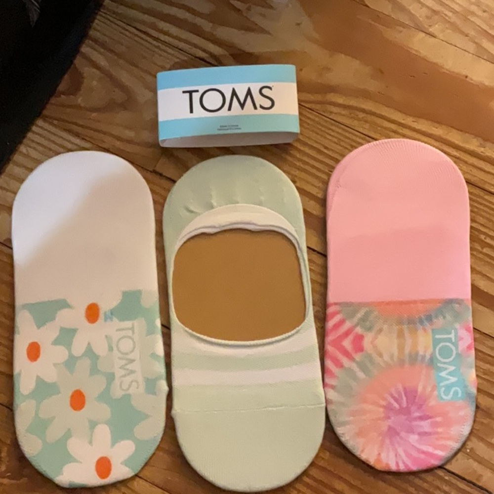 TOMS Socks [3]